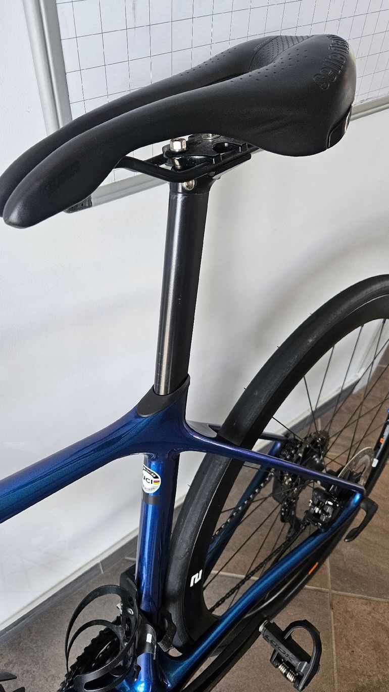 Used Giant Tcr Shimano 105 Di2 2024 Road & Gravel, Blue — image 2 of 10