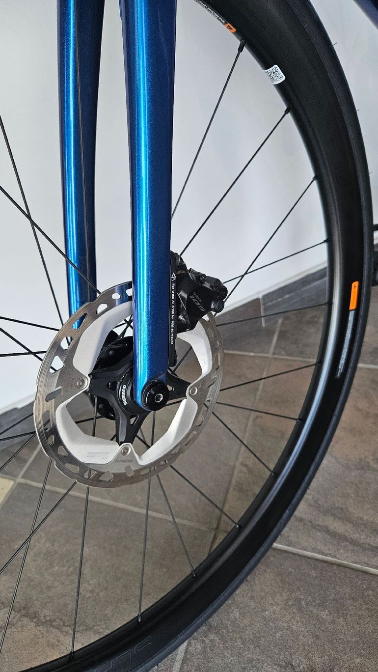 Used Giant Tcr Shimano 105 Di2 2024 Road & Gravel, Blue — image 5 of 10