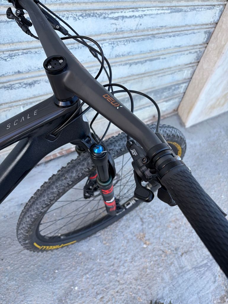 Used Scott Scale 940 2022 2022 Mountainbike — image 6 of 9