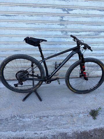 Used Scott Scale 940 2022 2022 Mountainbike, Light Gray — image 1 of 9