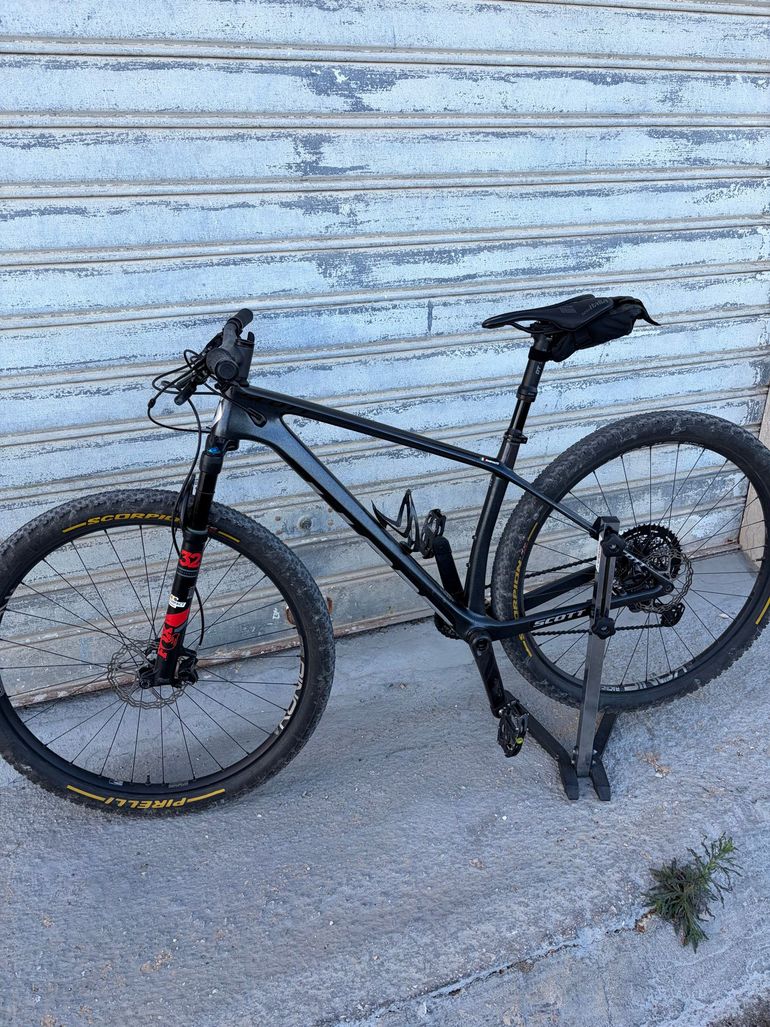 Used Scott Scale 940 2022 2022 Mountainbike — image 2 of 9