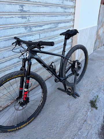 Used Scott Scale 940 2022 2022 Mountainbike, Light Gray — image 7 of 9