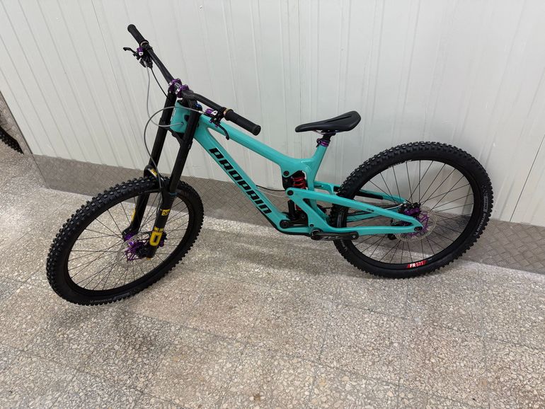 Used Propain RAGE 3 CF 29 Highend 2023 2023 Mountainbike — image 2 of 11