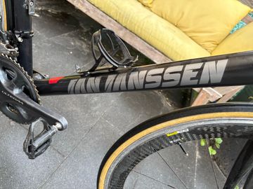 Used Jan Janssen Custom Shimano Ultegra 2018 Road & Gravel, Black — image 2 of 7