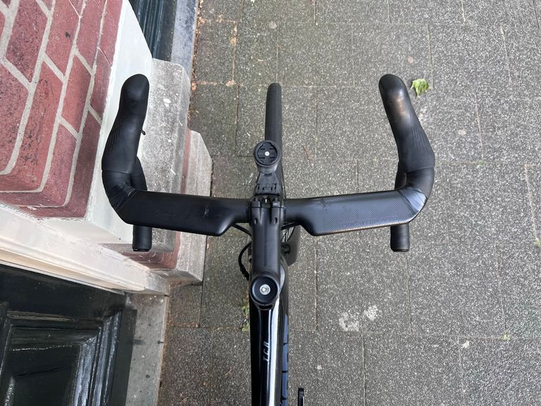 Used Giant TCR Advanced Disc 2 Pro Compact 2024 2024 Road & Gravel — image 6 of 9