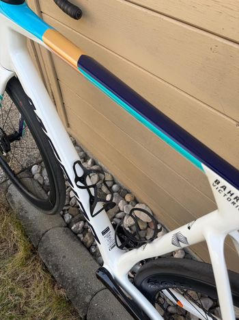 Used Merida SCULTURA TEAM 2025 2025 Road & Gravel, White — image 5 of 8