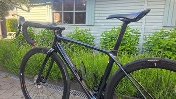 Used Giant TCR Advanced Pro Disc 1 AXS 2024 2024 Road & Gravel, Black — image 13 of 16