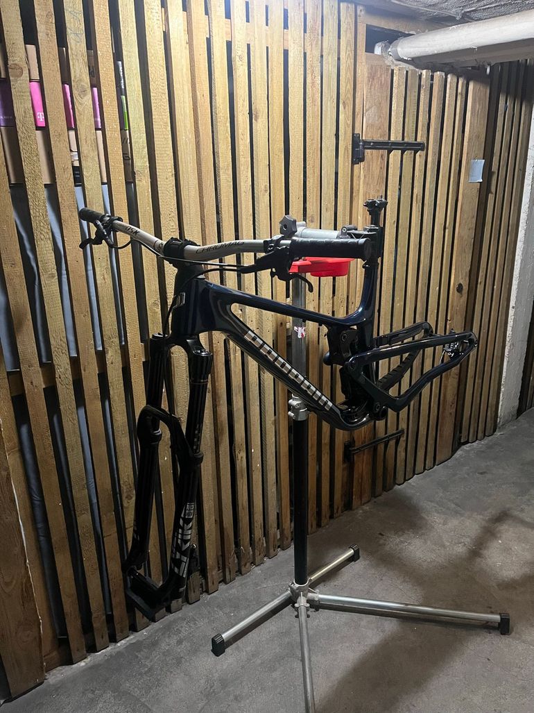 Used Propain TYEE 6 CF Gold Rush 2024 Frameset 2024 Mountainbike — image 4 of 9