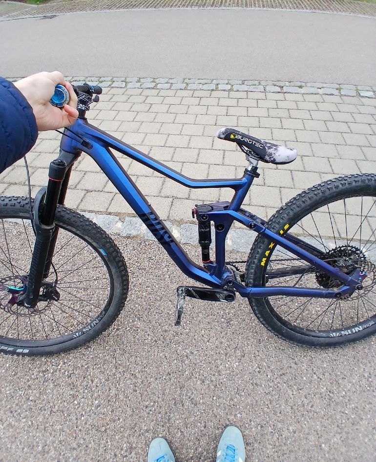 Used Rose ROOT MILLER 1 2021 2021 Mountainbike — image 1 of 7