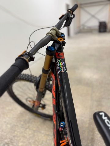 Gebrauchtes Pivot PHOENIX 29 Pro Saint 2024 2024 Mountainbike, Schwarz, 29 — Bild 20 von 22