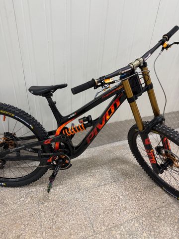 Gebrauchtes Pivot PHOENIX 29 Pro Saint 2024 2024 Mountainbike, Schwarz, 29 — Bild 9 von 22