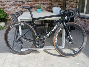 Used Specialized Tarmac SL8 Pro - Ultegra Di2 2025 2025 Road & Gravel, Black — image 2 of 3