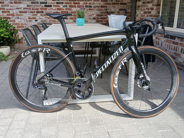 Used Specialized Tarmac SL8 Pro - Ultegra Di2 2025 2025 Road & Gravel, Black — image 2 of 3