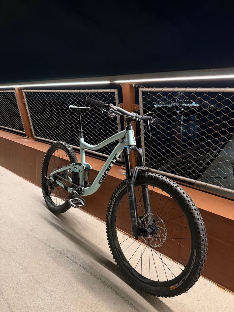 Used Giant Trance Shimano Deore XT 2020 Mountainbike, Grün — image 4 of 4