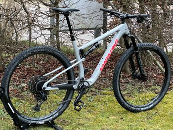 Used Santa Cruz Blur R Trail / Carbon C 2024 2024 Mountainbike — image 2 of 5