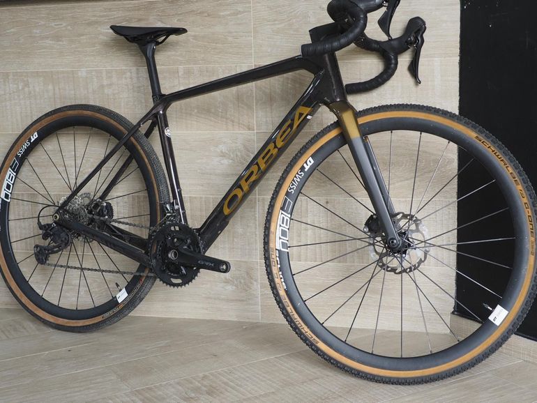 Used Orbea TERRA M30TEAM 2025 2025 Road & Gravel — image 2 of 8