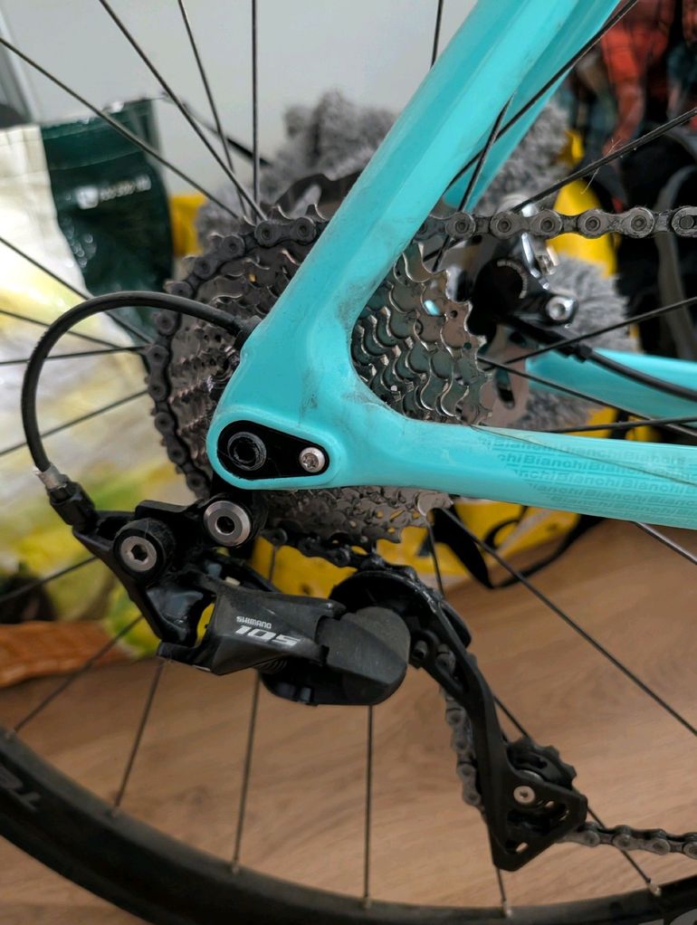 Used Bianchi Sprint Shimano 105 2020 Road & Gravel, Blue — image 9 of 14