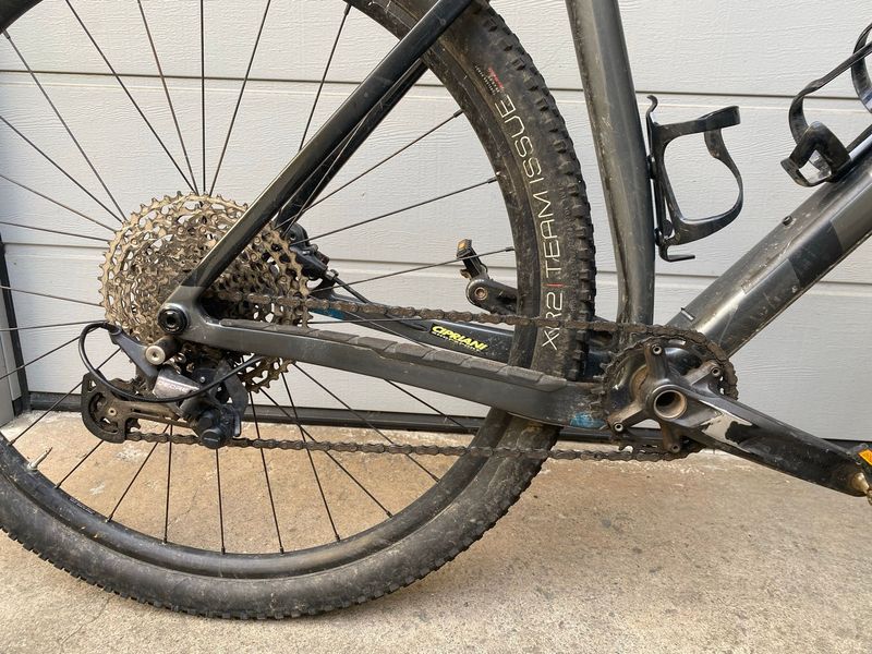 Used Trek Procaliber 9.5 2022 2022 Mountainbike, Black, 29 — image 3 of 3