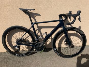 Used Canyon Ultimate CF SLX 8 Force AXS 2024 2024 Road & Gravel
