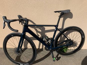 Used Canyon Ultimate CF SLX 8 Force AXS 2024 2024 Road & Gravel, Azul — image 2 of 7