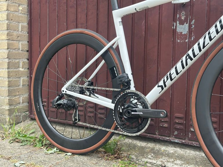 Used Specialized Tarmac SL8 Expert - Ultegra Di2 2025 2025 Road & Gravel, White — image 16 of 55