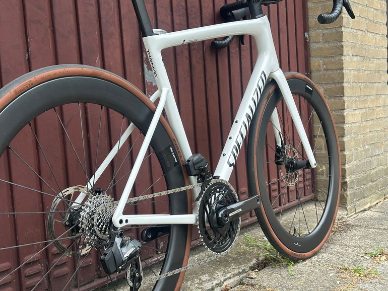 Used Specialized Tarmac SL8 Expert - Ultegra Di2 2025 2025 Road & Gravel, White — image 30 of 55