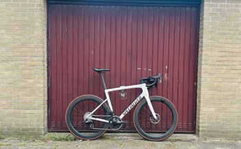 Used Specialized Tarmac SL8 Expert - Ultegra Di2 2025 2025 Road & Gravel, White — image 20 of 55
