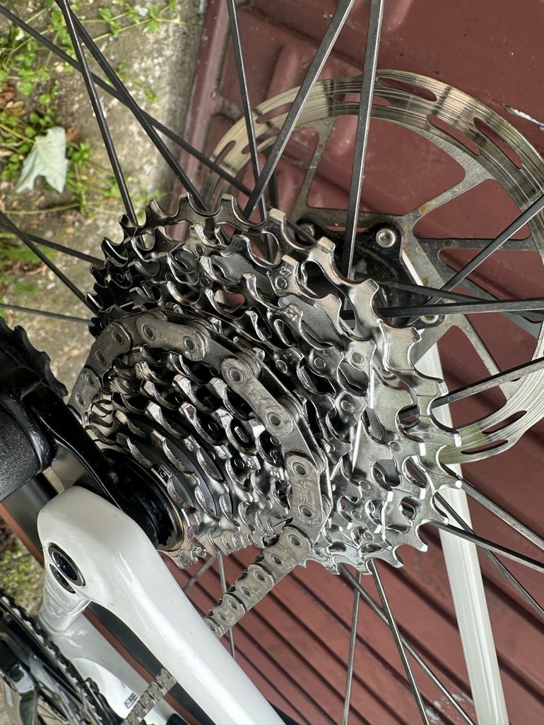 Used Specialized Tarmac SL8 Expert - Ultegra Di2 2025 2025 Road & Gravel, White — image 40 of 55