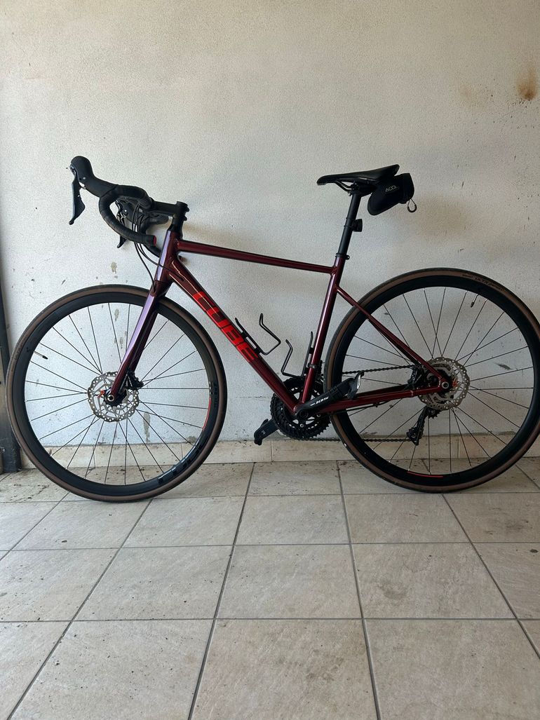Used CUBE ATTAIN SLX 2024 2024 Road & Gravel — image 7 of 11