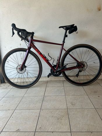 Used CUBE ATTAIN SLX 2024 2024 Road & Gravel — image 8 of 11