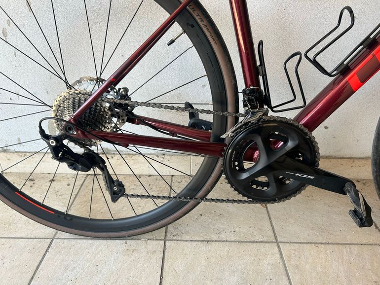 Used CUBE ATTAIN SLX 2024 2024 Road & Gravel — image 5 of 11