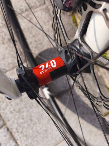Used Cannondale SuperSix EVO Carbon Disc Ultegra 2021 2021 Road & Gravel, White — image 6 of 6