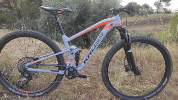 Brugt Kross EARTH 2.0 2022 2022 MTB