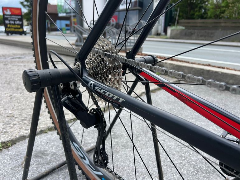 Used Scott Scott Custom Shimano 105 2018 Road & Gravel, Black — image 3 of 9