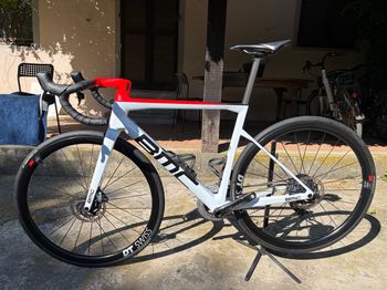 Used BMC Teammachine SLR 01 FOUR 2022 2022 Road & Gravel — image 2 of 8
