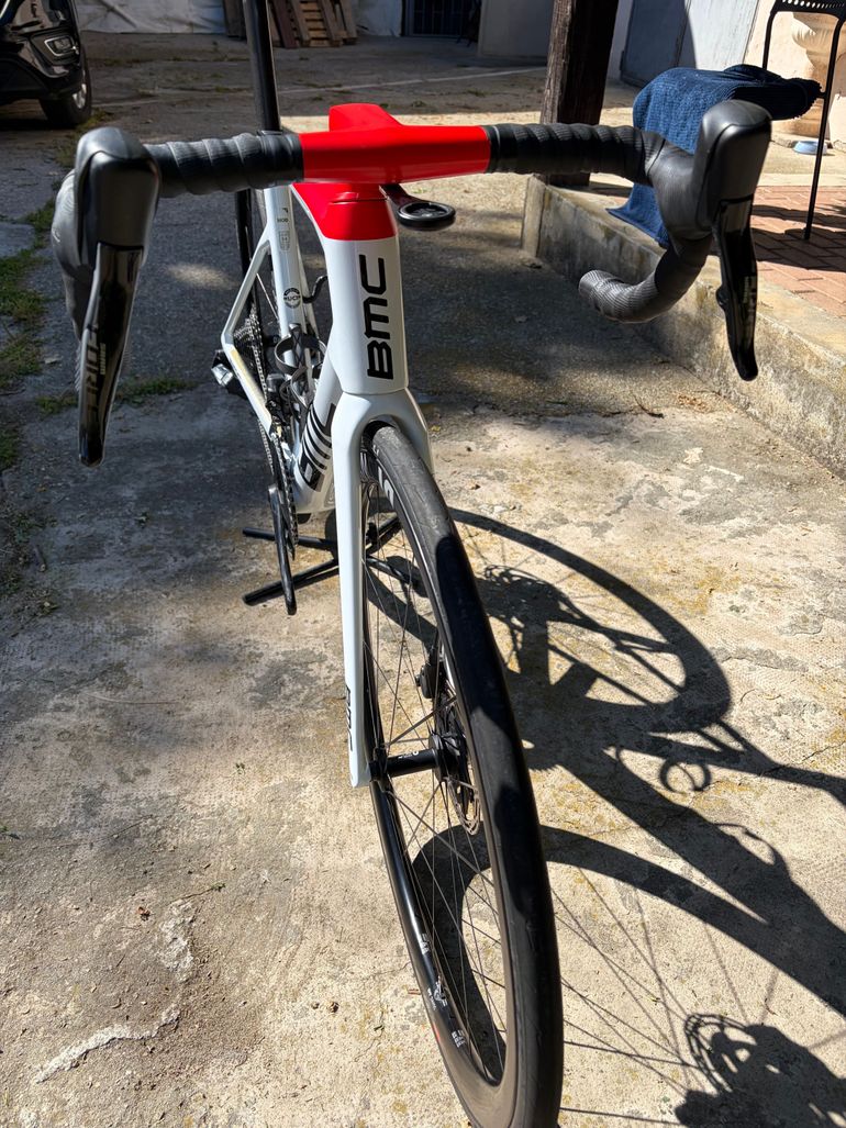 Used BMC Teammachine SLR 01 FOUR 2022 2022 Road & Gravel — image 3 of 8