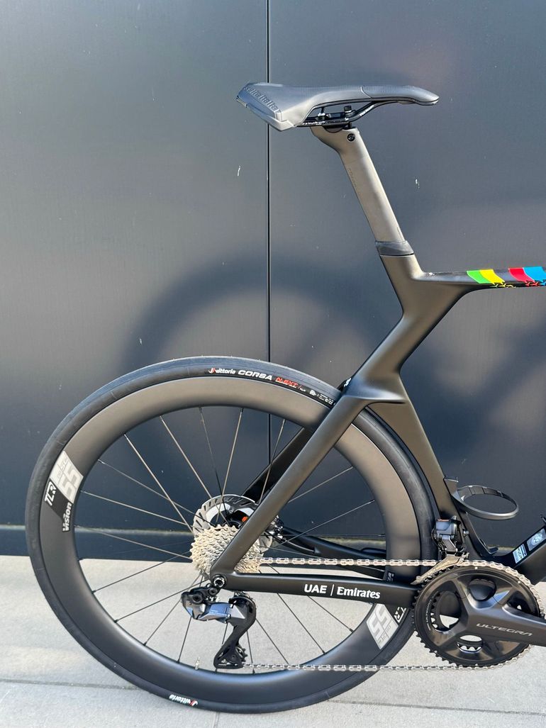 Used Colnago Y1Rs Shimano Ultegra Di2 2026 Road & Gravel — image 4 of 22
