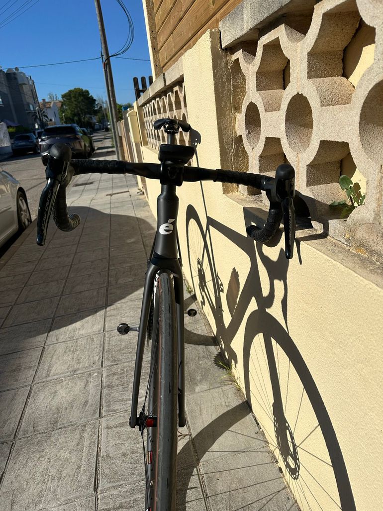 Used Cervélo R5 Dura Ace Di2 2024 2024 Road & Gravel, Black — image 9 of 13