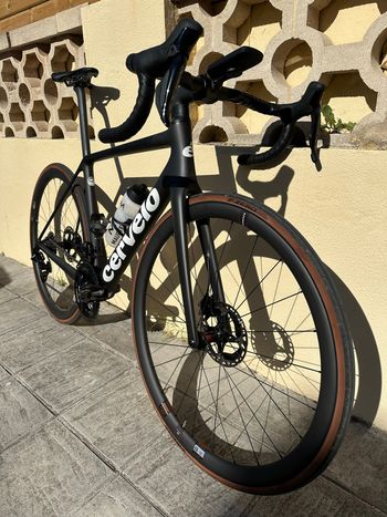 Used Cervélo R5 Dura Ace Di2 2024 2024 Road & Gravel, Black — image 2 of 13