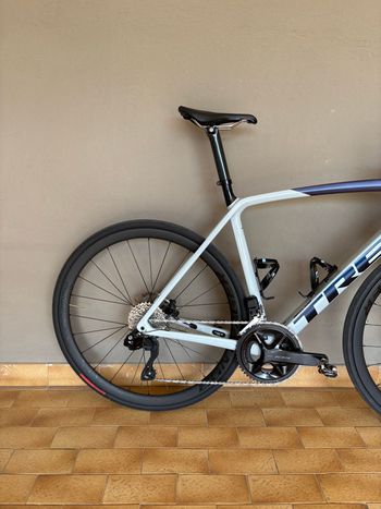 Used Trek Émonda SL 6 2024 2024 Road & Gravel — image 4 of 5