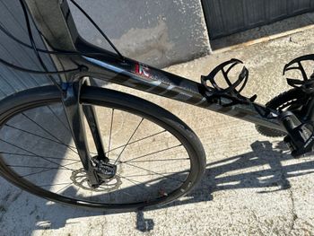 Used Giant TCR Advanced Pro Disc 1 2022 2022 Road & Gravel — image 2 of 11
