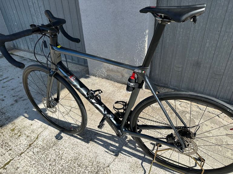 Used Giant TCR Advanced Pro Disc 1 2022 2022 Road & Gravel — image 4 of 11