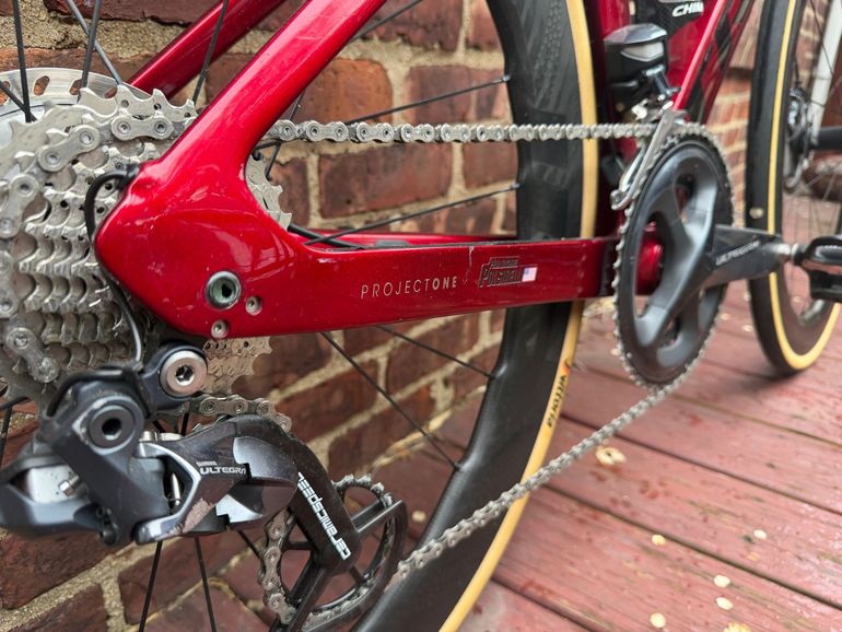 Used Trek Madone SLR 7 Gen 6 2021 2021 Road & Gravel, Red — image 4 of 11