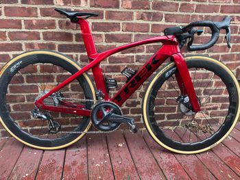 Used Trek Madone SLR 7 Gen 6 2021 2021 Road & Gravel, Red — image 10 of 11