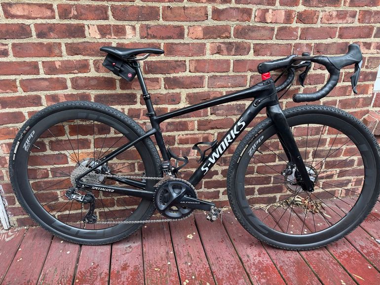 Used Specialized Diverge Expert Carbon 2020 2020 Road & Gravel, Black — image 1 of 9