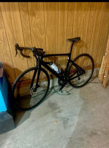 Used Specialized Tarmac SL7 Sport - Shimano 105 2025 2025 Road & Gravel, Black — image 3 of 5