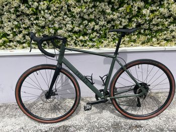 Used TRIBAN Gravel bike Microshift 2023 Road & Gravel, Green — image 2 of 7