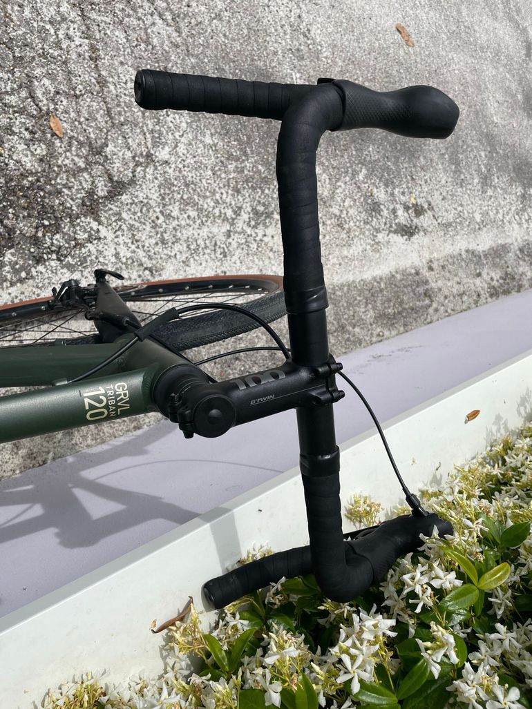 Used TRIBAN Gravel bike Microshift 2023 Road & Gravel, Green — image 4 of 7