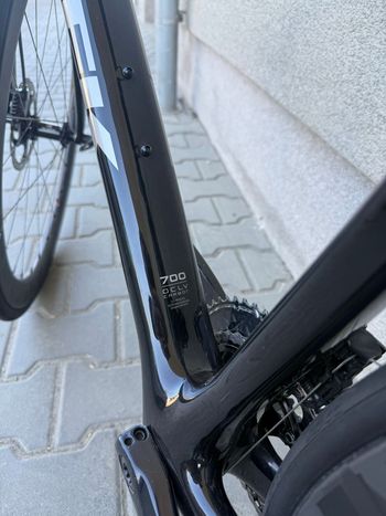 Used Trek Émonda SLR 8 Disc 2018 2018 Road & Gravel, Black — image 21 of 22