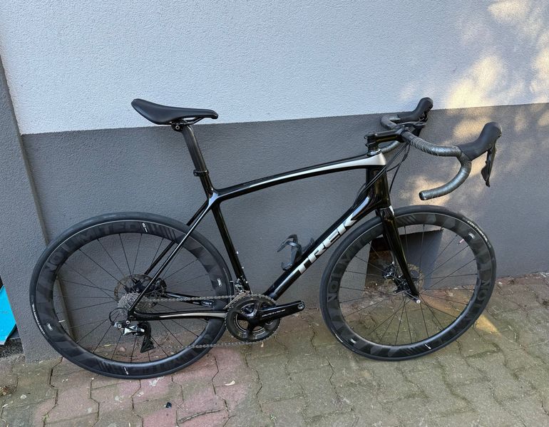 Used Trek Émonda SLR 8 Disc 2018 2018 Road & Gravel, Nero — image 1 of 12